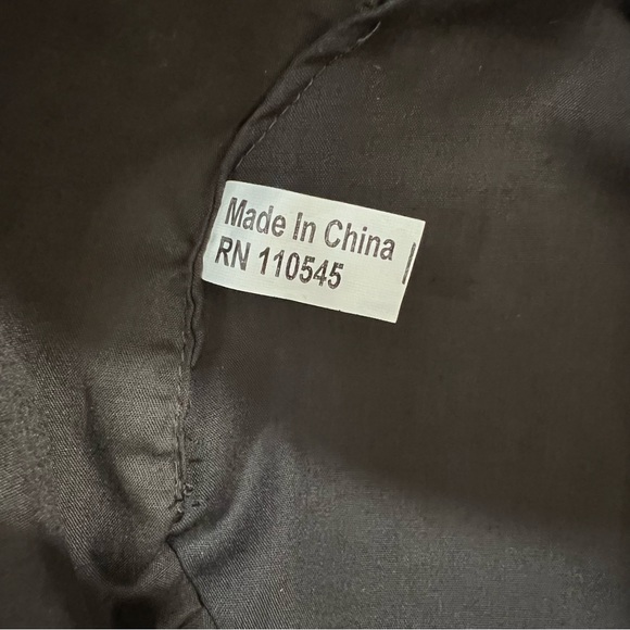 1920’s Style Velvet Cloche Bucket Gatsby Hat Deep Brown with Lace Framed Rose - Picture 6 of 8